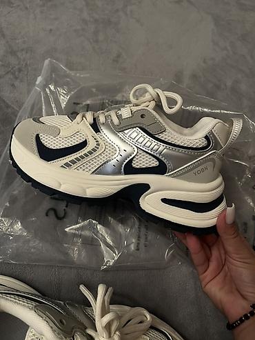 nike air force 1: Unisex idman krossovkaları - Rəng: krem-ağ, gümüşü və tünd lacivərt — 4