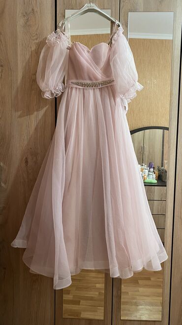 белый платье: Бальное платье, Стандарт, Длинная модель, цвет - Розовый, В наличии
