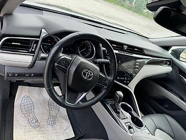 Toyota: Toyota Camry: 2019 г., 2.5 л, Вариатор, Гибрид, Седан — 6