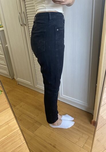 Джинсы: Женские джинсы O’STIN, модель MOM из линии Denim Collection