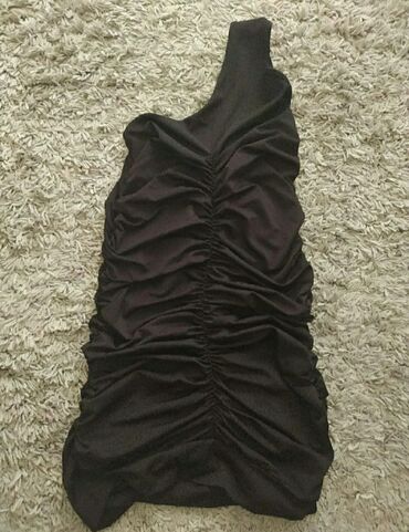 crna haljina konfekcijski: Ocuvane haljina