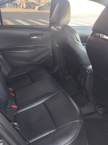 Toyota: Toyota Corolla: 2020 г., 1.2 л, Автомат, Бензин, Седан — 11