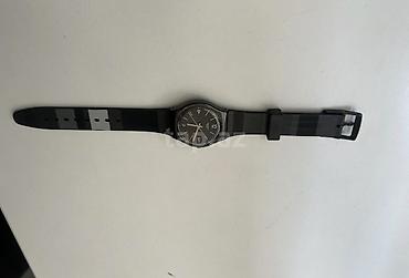 danisan saat: Orijinal İsveçrə brendi olan "Swatch" saatı satılır. Yeni kimidir, çox — 1