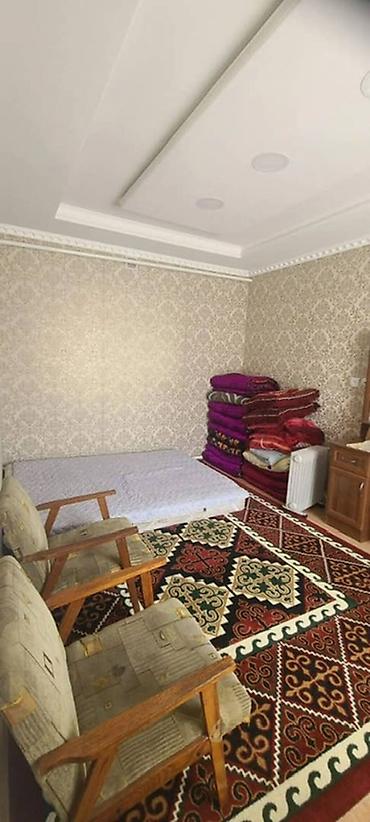 сто авто: 🏡 Кызыл-Кыя шаарында кең, чоң жеке үй сатылат! 📍 Дареги: Кызыл-Кыя — 9