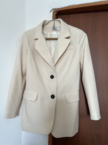 серый пиджак женский: Пиджак, Классическая модель, S (EU 36), M (EU 38), L (EU 40)