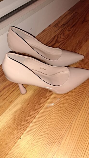 Tuflilər: Tuflilər, Ölçü: 40, Yeni — 1