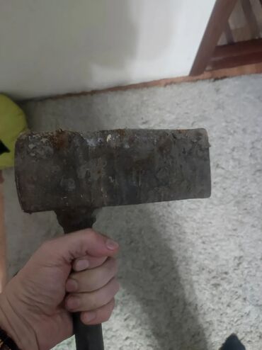 продаю металлоискатель: Колун кувалда советская с длинной ручкой