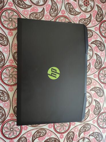 HP: HP Pavilion, 15.6 ", Intel Core i5, < 128 GB