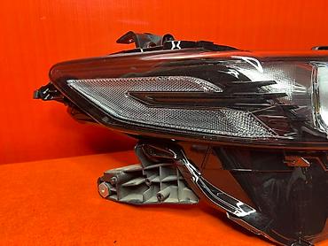 Передние фары: Передняя правая фара Toyota Новый, Оригинал — 5