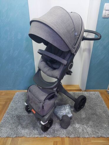 kisobran kolica: Stokke Xplory V5, namenjena za bebe od rođenja do 20kg. Poseduju