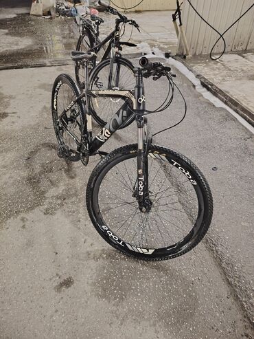 İşlənmiş Şəhər velosipedi Adidas, 29", Ünvandan götürmə