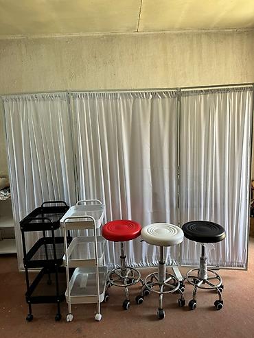 Другие медицинские товары: Стулья 
помощники
лампы 3500
кушетки 5000 — 3