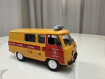uaz 452: Model avtomobil – UAZ-452 “Qaz Xidməti” (miqyaslı kolleksiya modeli) — 1