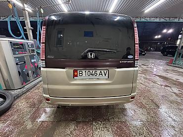 step: Honda Stepwgn: 2003 г., 2 л, Автомат, Бензин, Минивэн — 7