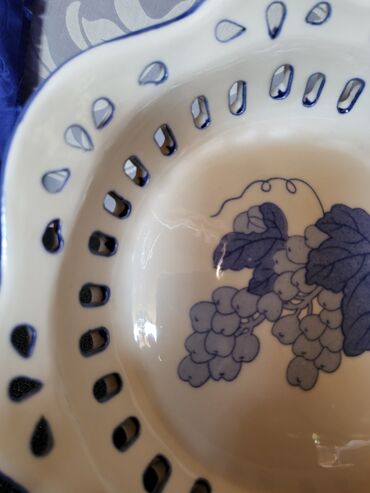 Činije: Cinija vintaz,nova rucno oslikana.pa glazirana. Cinija — 2