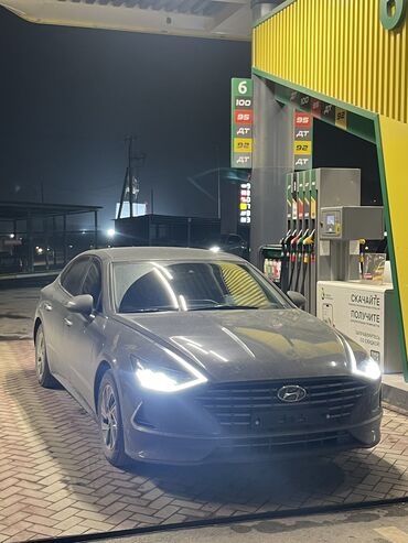 Hyundai: Hyundai Sonata: 2021 г., 2 л, Гибрид, Седан — 3