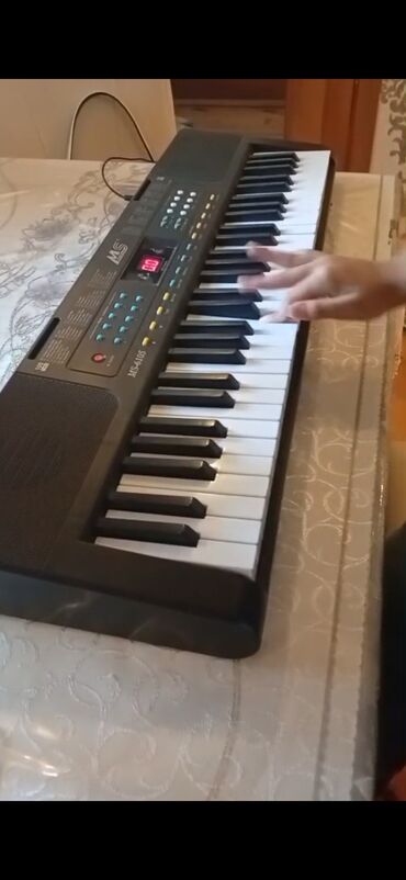 Pianolar: Aynur92👑kod0959 Qiymet:50 Azn Sintizator satilir Veziyyet:dillerin 2si