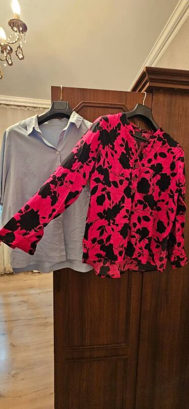 Köynək və bluzalar: Her biri 5 azn.ayeni kimidir hec bir problemi yoxdur.Elesi var hec — 8