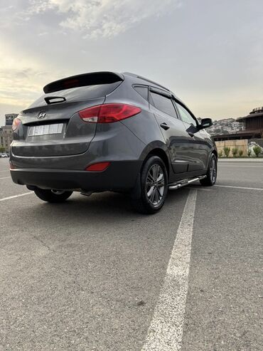 Hyundai: Hyundai ix35: 2.4 l | 2013 il Ofrouder/SUV — 6