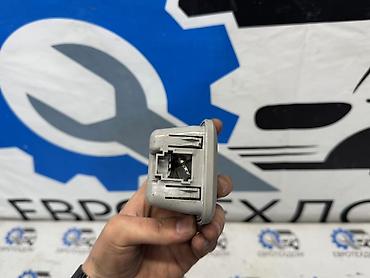 оптом светы: Плафон салона Volvo FH12 fh12.380 D12 380 2003 Контрактный из — 4