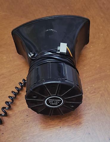 masin manitor: Avtomobil üçün 100W səs siqnalı və mikrofonlu siren sistemi — 4