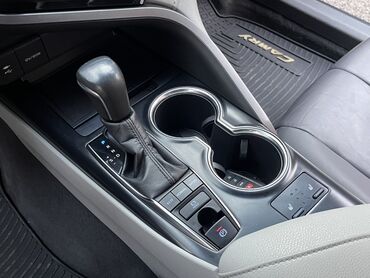 Toyota: Toyota Camry: 2018 г., 2.5 л, Автомат, Бензин, Седан — 8