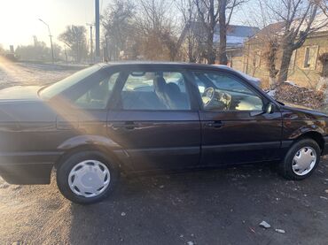 Volkswagen: Volkswagen Passat: 1991 г., 1.8 л, Механика, Бензин, Седан — 5