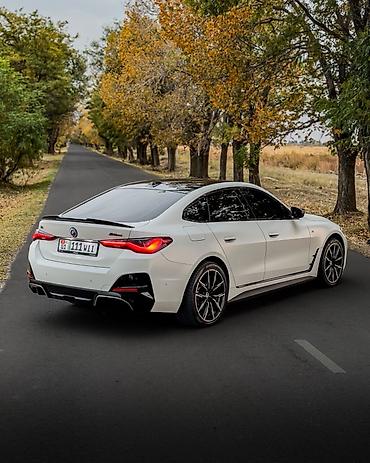 хюндай кона электрик: BMW i4: 2022 г., Автомат, Электромобиль, Лифтбек — 6