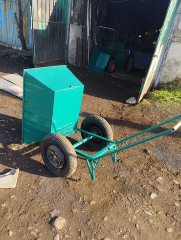 Садово-строительные тачки и тележки: Садово-строительная тачка и тележка, Двухколесная, Б/у — 8