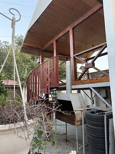 astarada ev satilir: Zığ qəs. 3 otaqlı, 105 kv. m, Orta təmir — 2