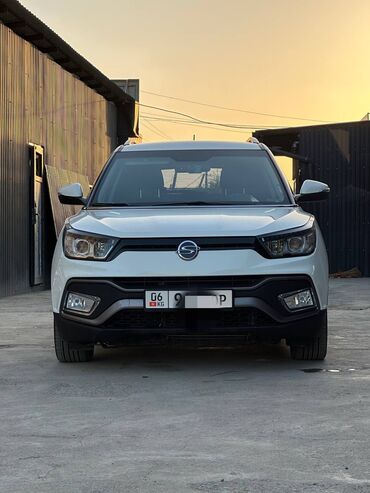 модель автомобиля: Ssangyong : 2017 г., 1.6 л, Автомат, Дизель, Кроссовер