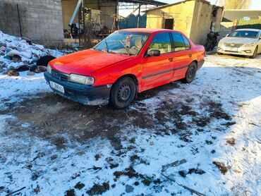 Nissan: Nissan Primera: 1990 г., 2 л, Механика, Бензин, Седан