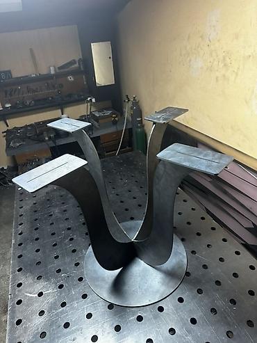 epoksi stolovi: Prodajem metalno postolje seceno na laseru, sa skrivenim varovima — 3