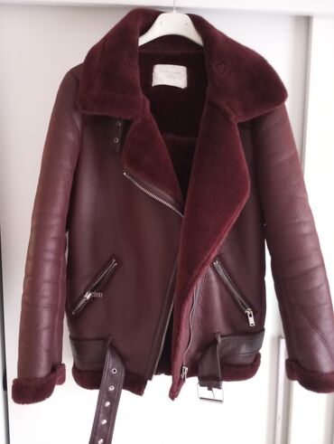 zara topic: XS (EU 34), Faux fur, color - Burgundy