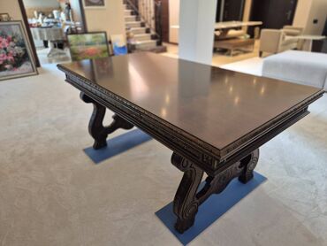 Bağ divan və kreslo dəstləri: İşlənmiş, Jurnal masası, 2 kreslo, Divan, Rumıniya — 8