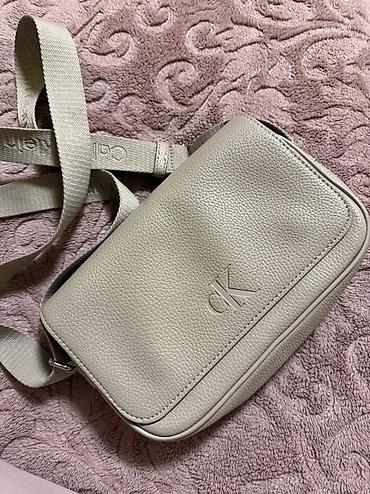 deri sumka: Çiyin çantası, Calvin Klein, İşlənmiş — 2
