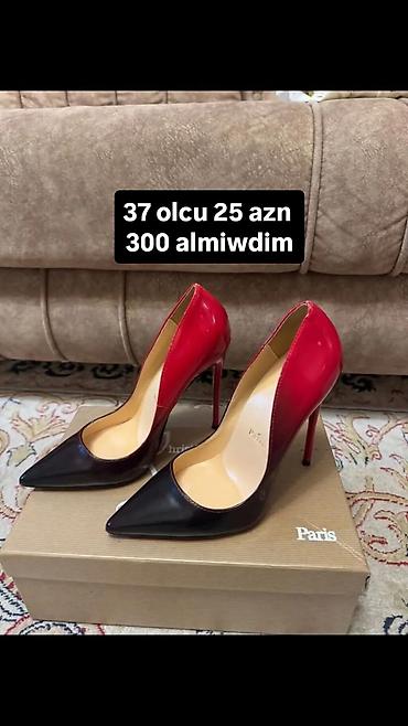 Tuflilər: - Qadın klassik hündürdaban ayaqqabı - Rəng: iki rəngli – önü qara — 1