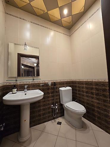 Günlük kirayə mənzillər: 2 otaqlı — 11