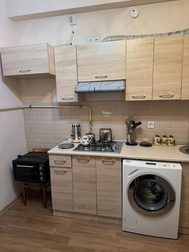 Uzunmüddətli kirayə mənzillər: DİQQƏT MƏNZİL YALNIZ AİLƏYƏ VERİLİR. Komendant pulu ödənişə daxildir — 4