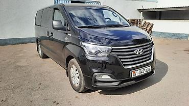 старекс 4х4: Hyundai H-1: 2018 г., 2.5 л, Дизель, Минивэн — 1