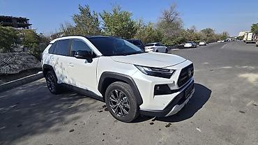 Toyota: Toyota RAV4: 2025 г., 2 л, Вариатор, Бензин, Кроссовер — 2