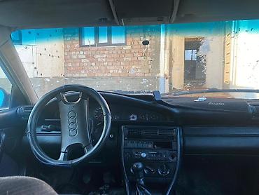 Audi: Audi 100: 1991 г., Ручные, Седан — 3