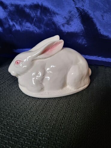 Kuhinjski setovi: Bombonijera nova,vintaz,zec. Sve na njoj odsjaj od svetla,nez — 7