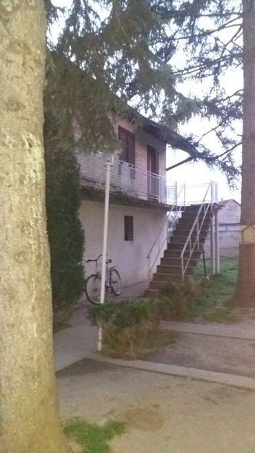 Kuće na prodaju: 200 kv. m, 5 soba — 14