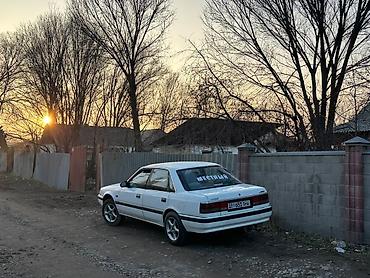 m8 pro: Mazda 626: 1989 г., 2 л, Механика, Бензин, Седан — 2