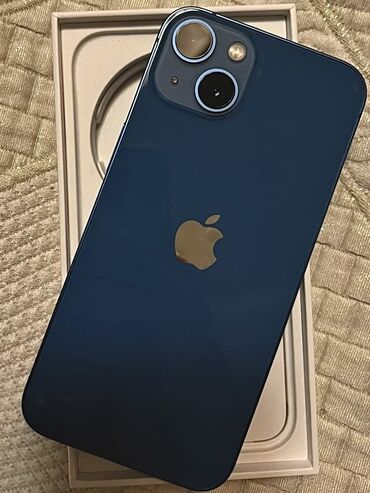 IPhone 13, Б/у, 128 ГБ, Синий, Защитное стекло, 85 %