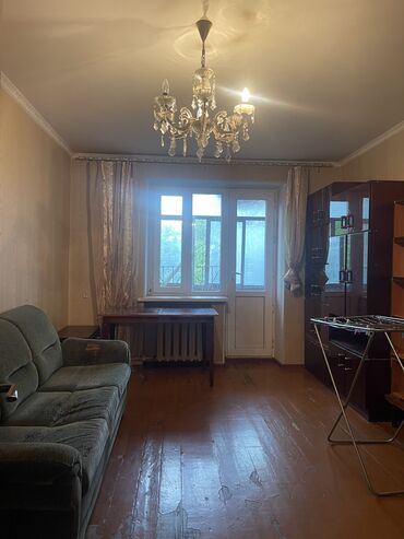 продается 2 комнатная квартира рядом ул ахунбаева: 2 комнаты, 59 м², Индивидуалка, 2 этаж, Старый ремонт