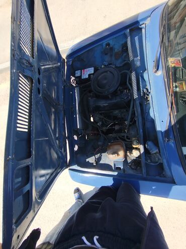 VAZ (LADA): VAZ 2101 “Jiquli” sedan, mavi rəng. - Kuzov: 4 qapılı, xrom ön və arxa — 9