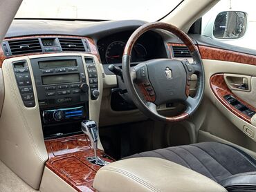 Toyota: Toyota Crown: 2005 г., 3 л, Автомат, Бензин, Седан