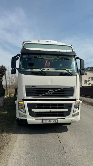 грузовые тягачи вольво: Тягач, Volvo, 2012 г., Тентованный